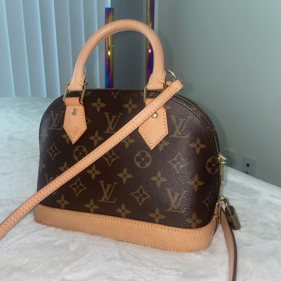 authentic Louis Vuitton Alma BB purse - Picture 3 of 6